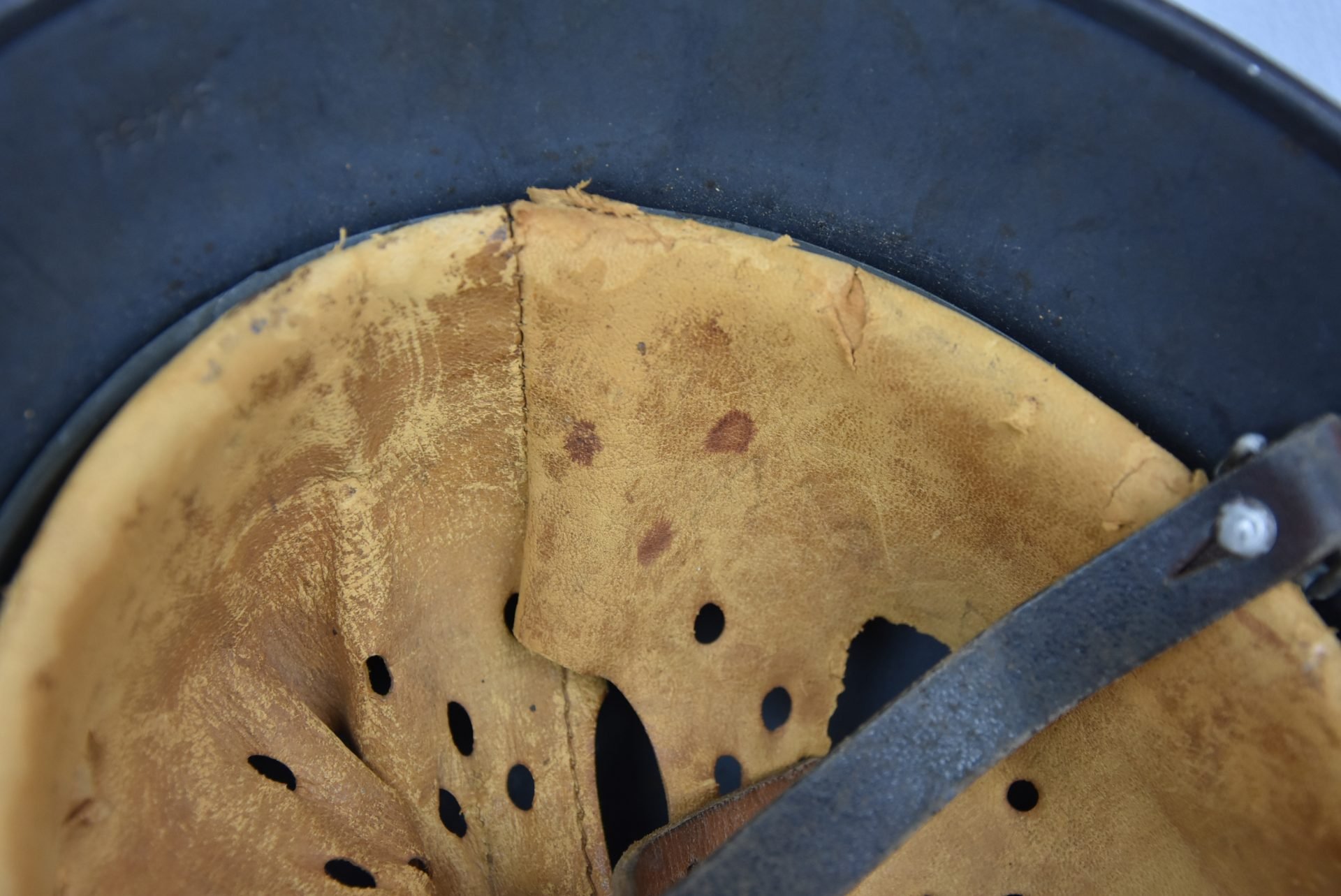 M40 Luftwaffe single decal steel helmet Q64 — image 12