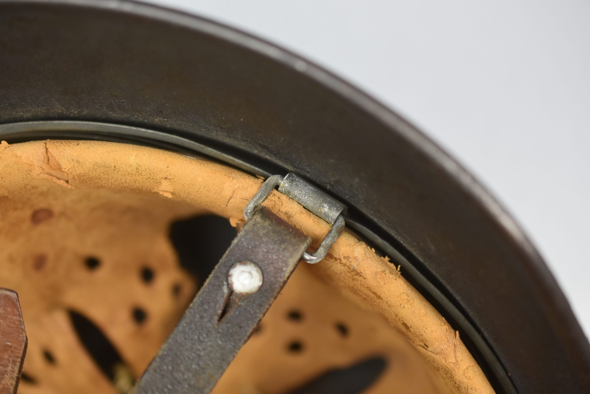 M40 Luftwaffe single decal steel helmet Q64 — image 16