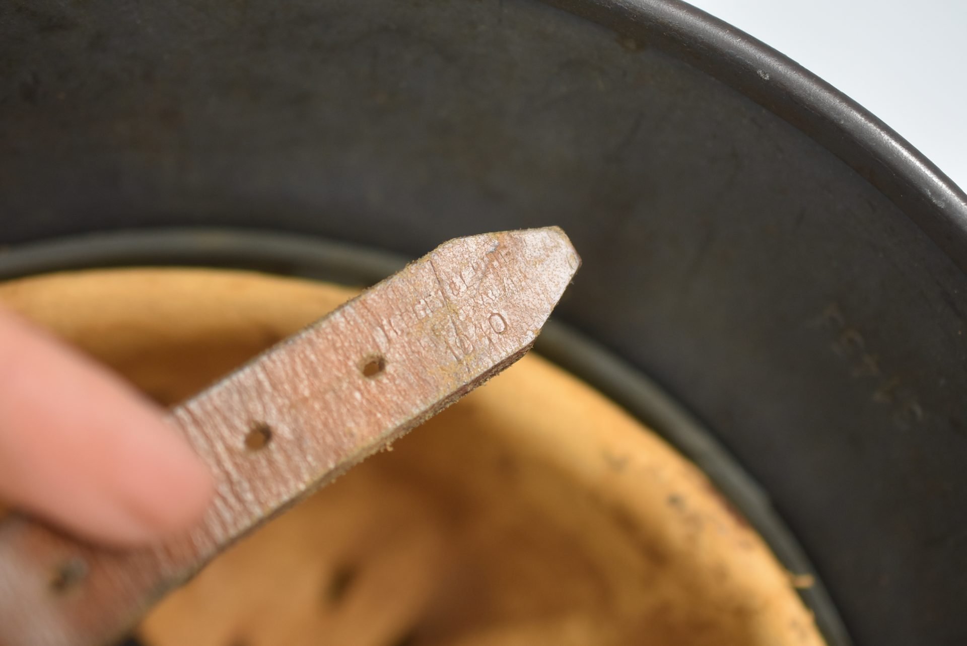 M40 Luftwaffe single decal steel helmet Q64 — image 19