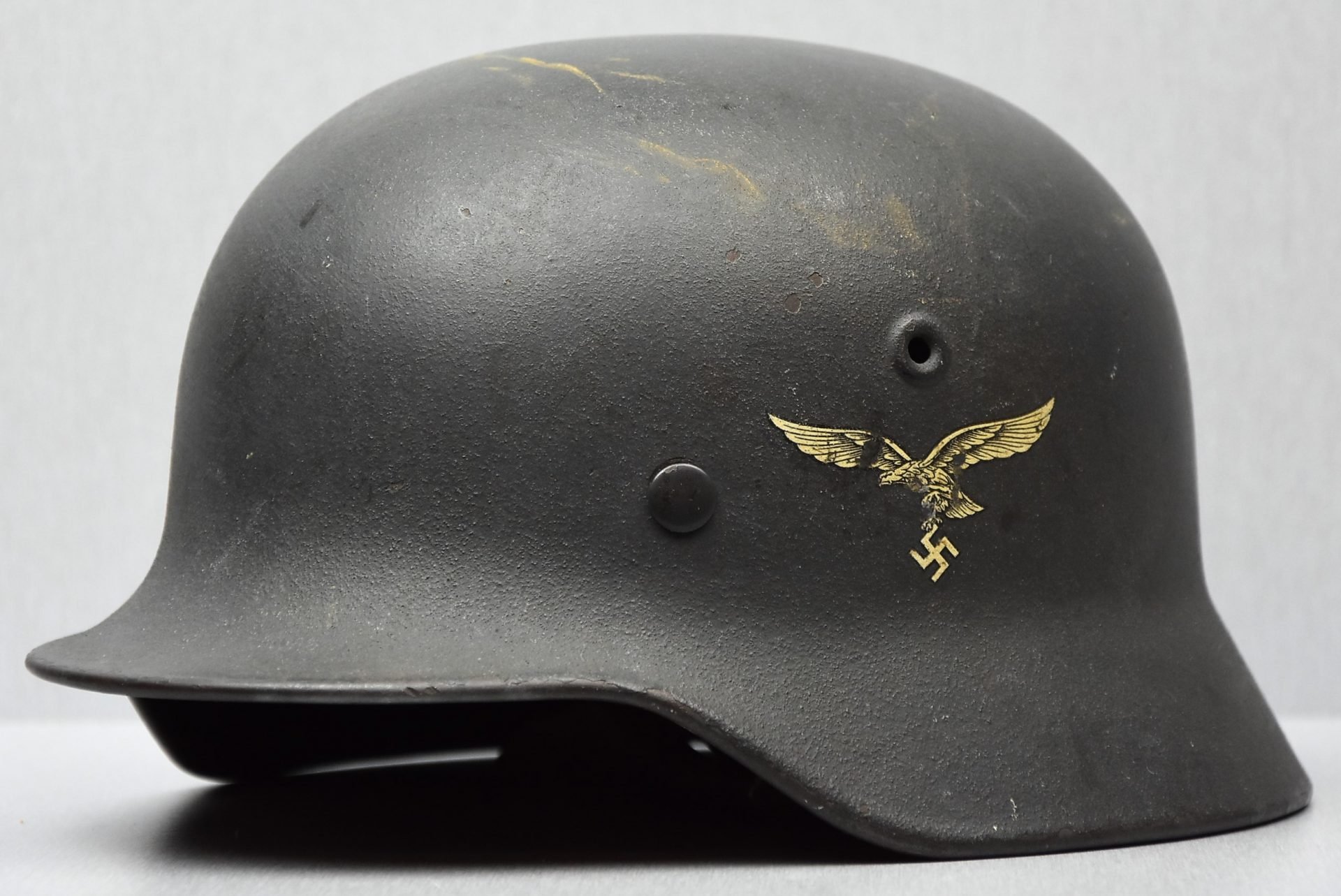 M40 Luftwaffe single decal steel helmet Q64 — image 2