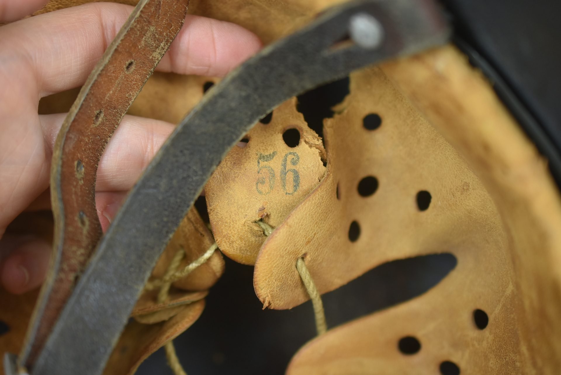 M40 Luftwaffe single decal steel helmet Q64 — image 25