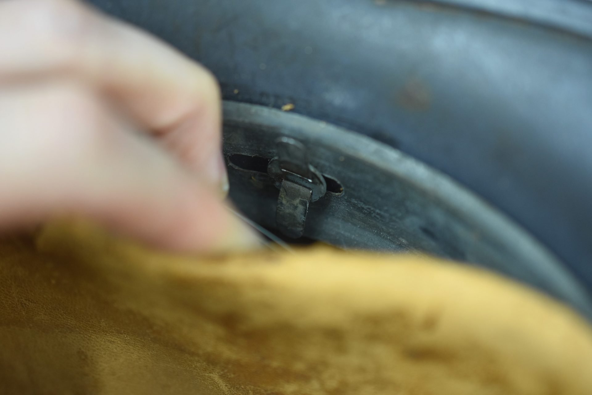 M40 Luftwaffe single decal steel helmet Q64 — image 26