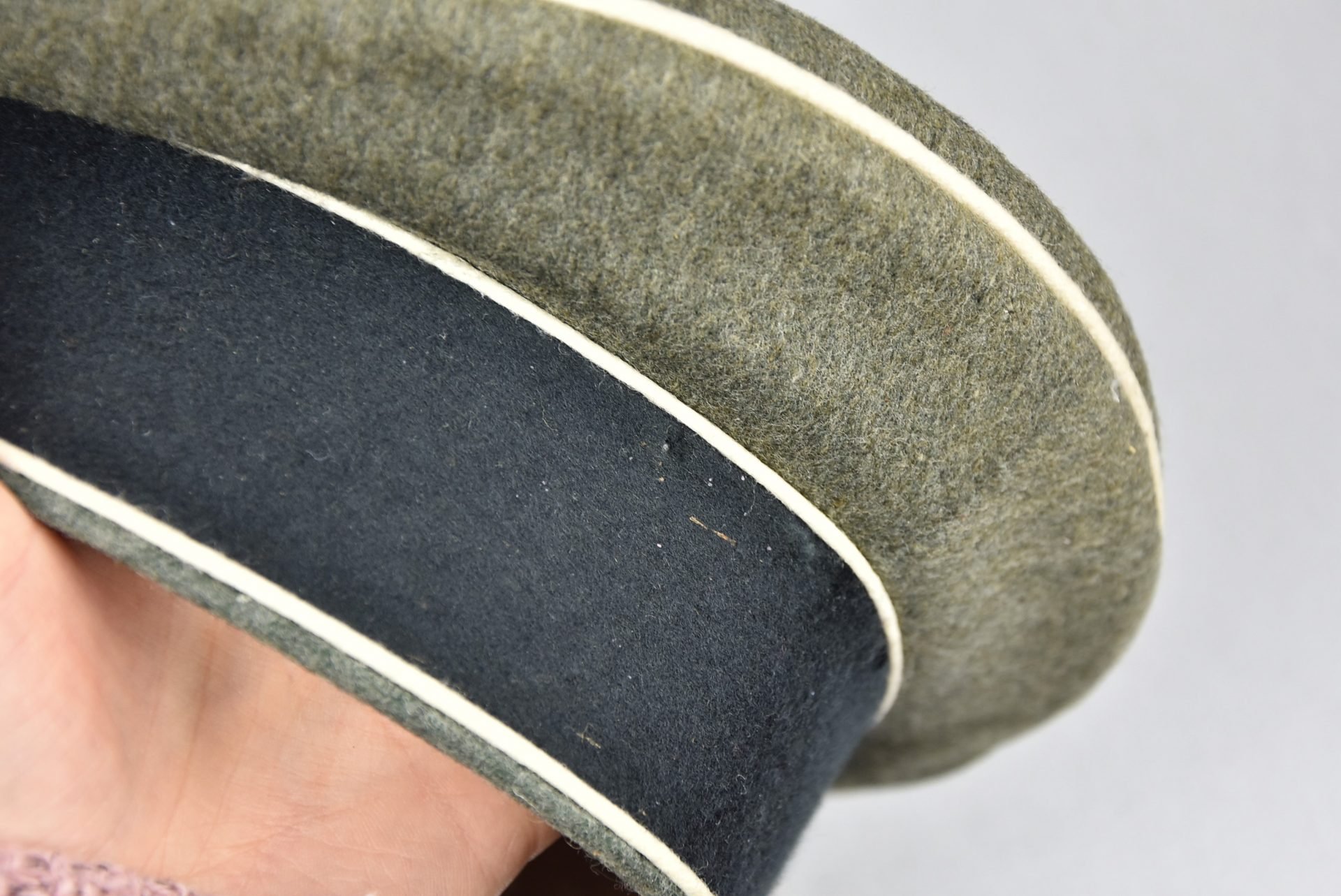 Army (Heer) infantry officer visor cap by Schellenberg — image 11