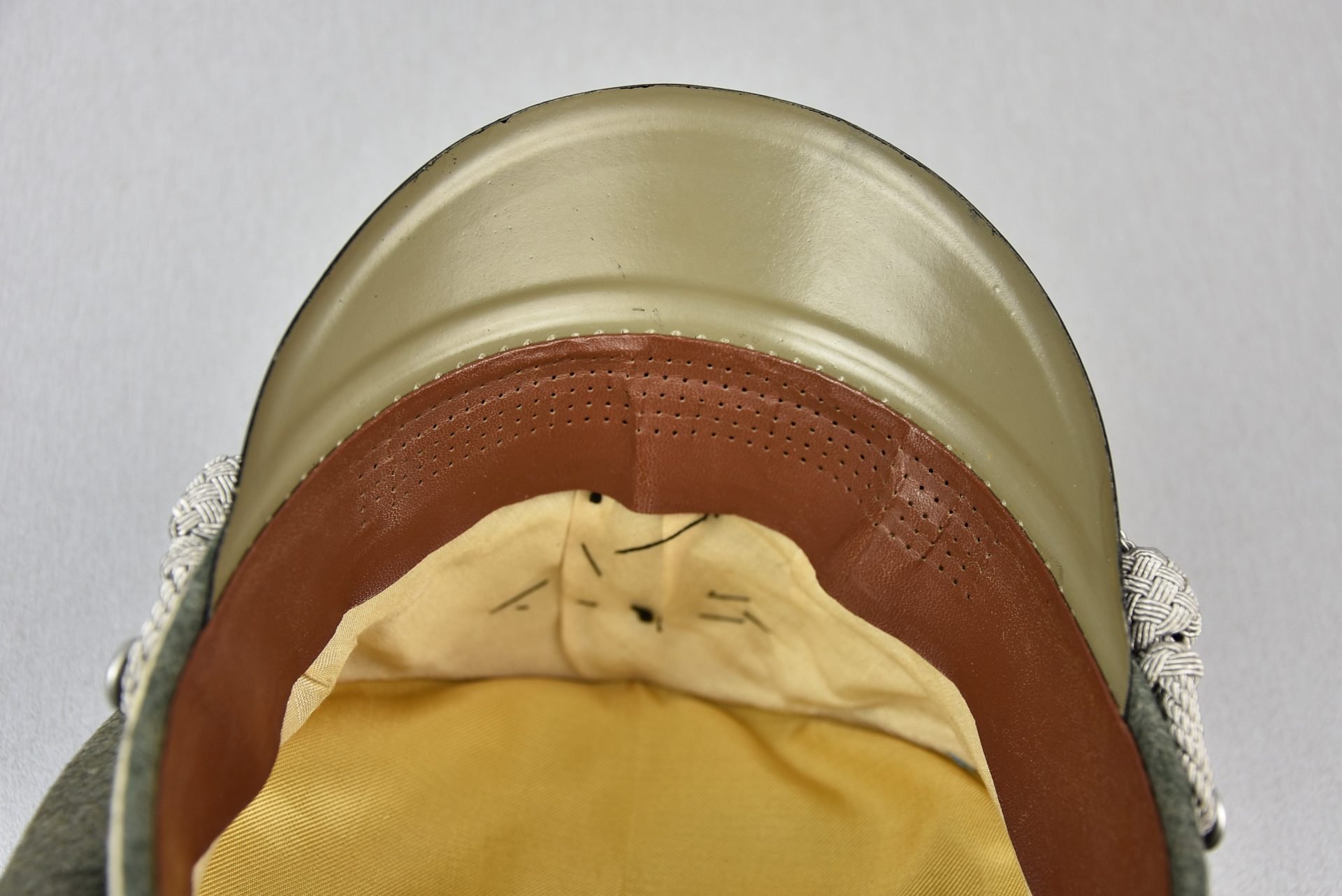 Army (Heer) infantry officer visor cap by Schellenberg — image 16