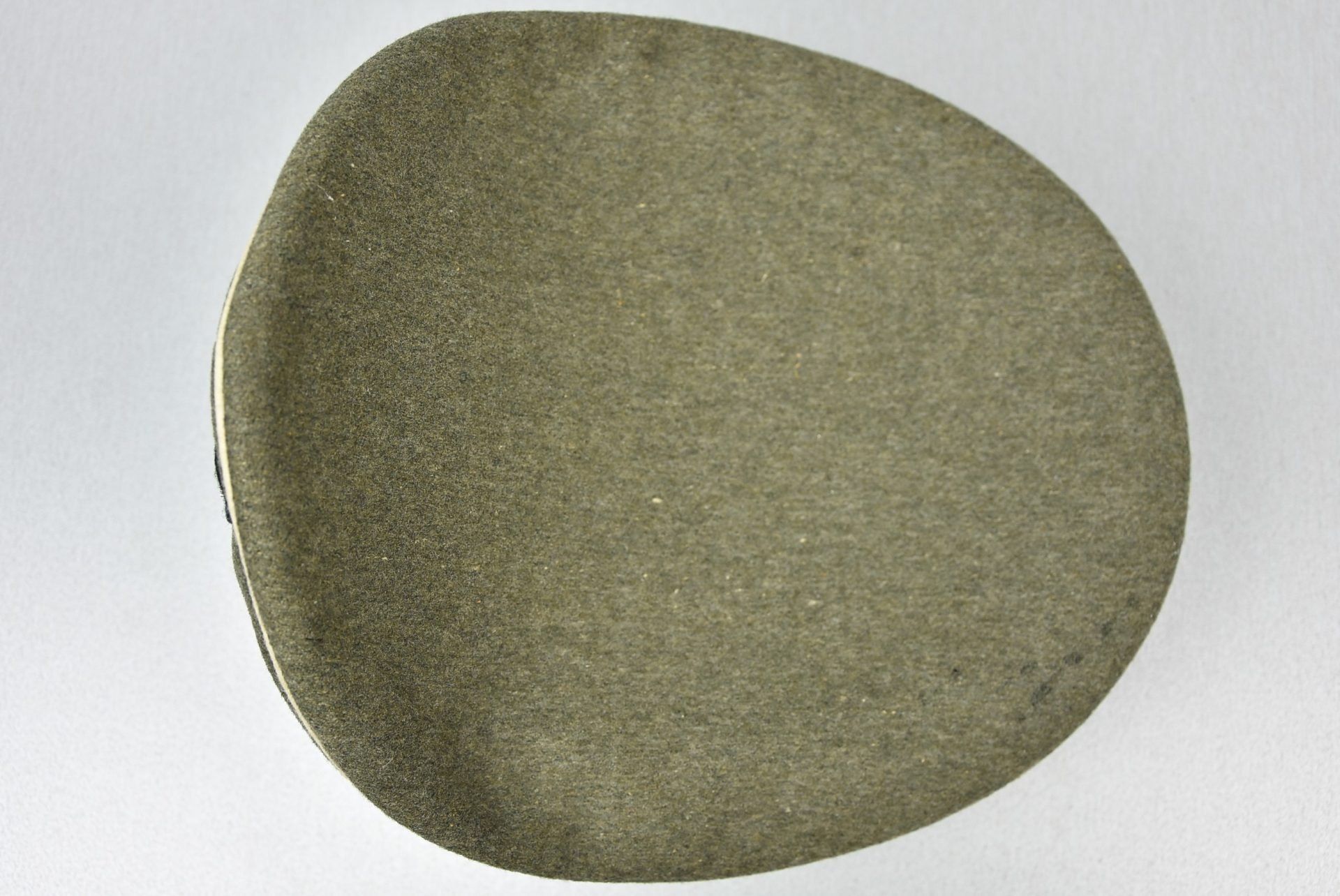 Army (Heer) infantry officer visor cap by Schellenberg — image 9