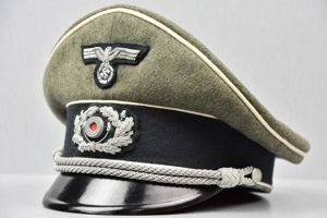 Army (Heer) infantry officer visor cap by Schellenberg