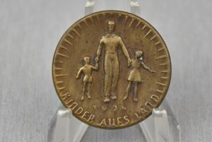 German tinnie 'Kinder Aufs Land' 1934