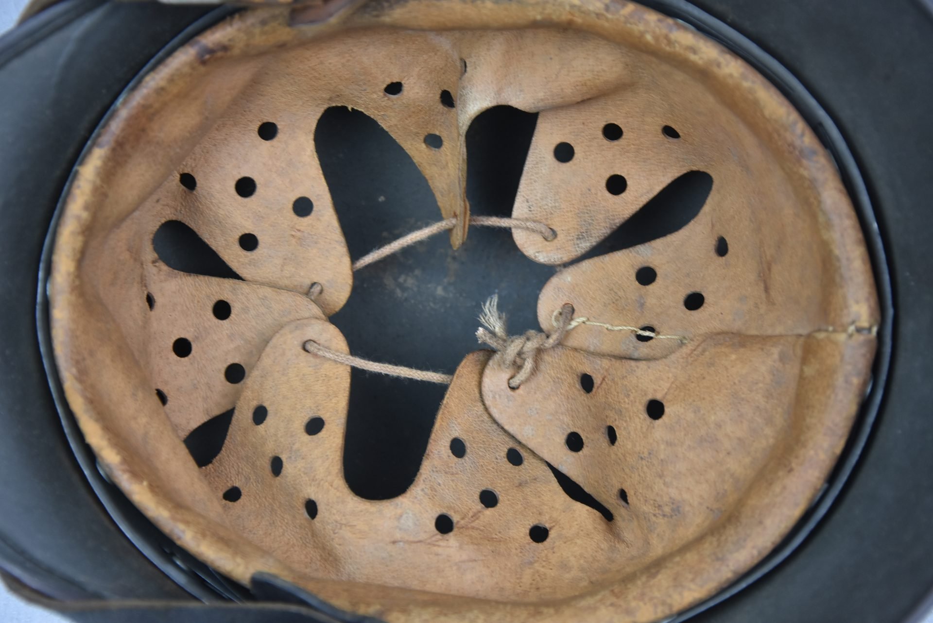 M35 army (Heer) reissued single decal steel helmet ET64 — image 9