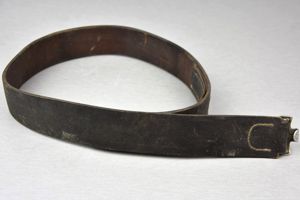 Wehrmacht leather equipment belt with aluminum hook by Gustav Schiele …