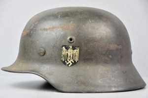 M40 Army (Heer) single decal steel helmet NS64