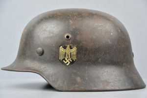 M35 Army (Heer) single decal steel helmet ET66 1940