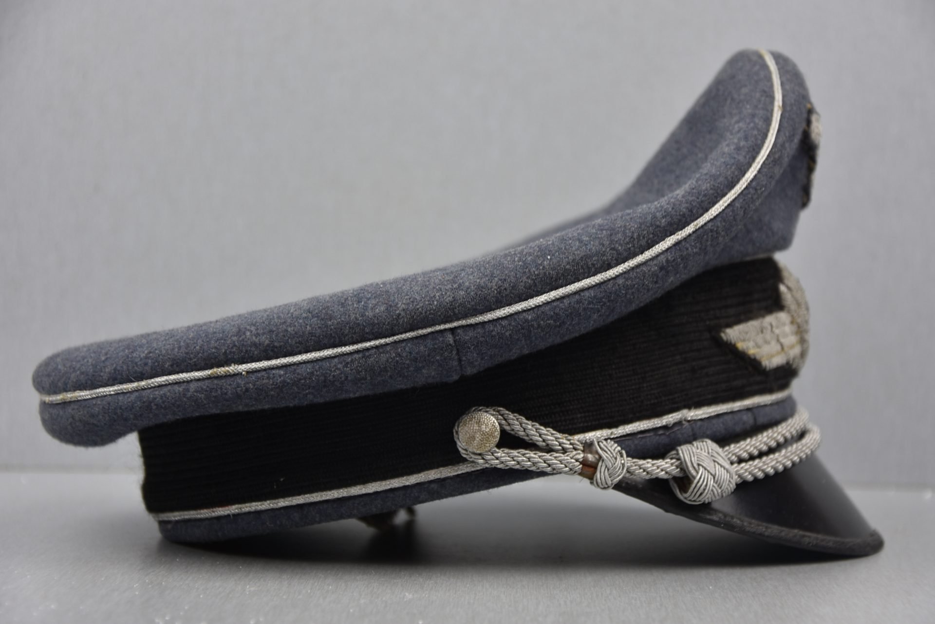 Luftwaffe officer visor cap 'Schirmmütze' — image 3