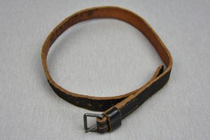 Wehrmacht leather equipment strap 'Mantelriem'