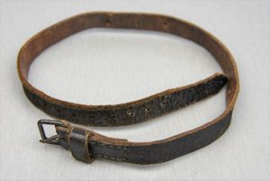 Wehrmacht leather equipment strap 'Mantelriem'