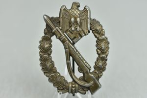 Infantry assault badge 'Infanterie-Sturmabzeichen' in Bronze by S.H.u.C.o.