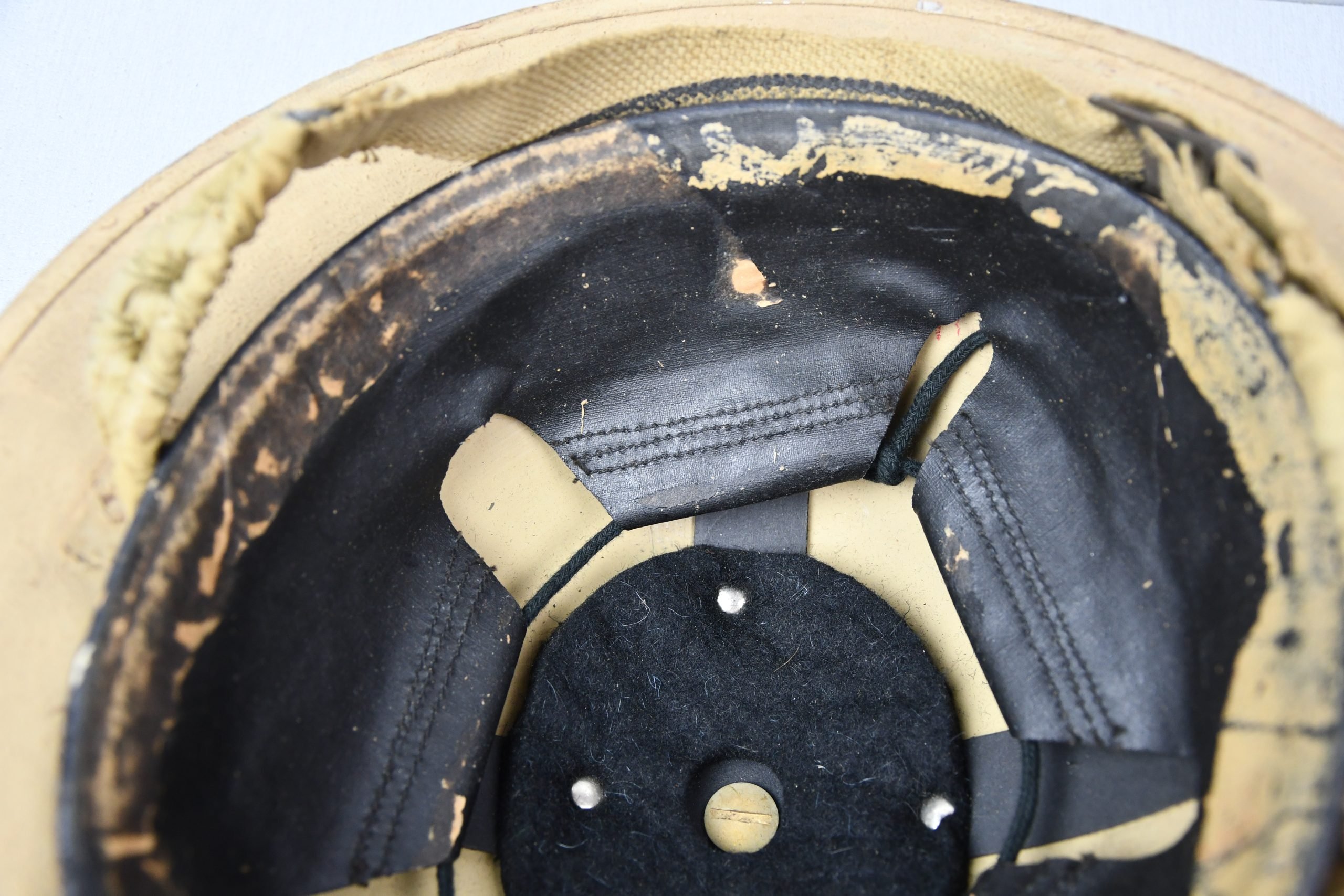 WW2 South African 'Tommy' helmet 1942 — image 11