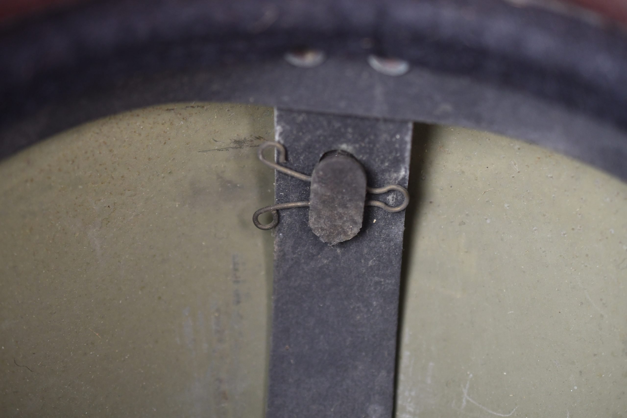 Belgian post-war 'Tommy' helmet 1952 — image 17