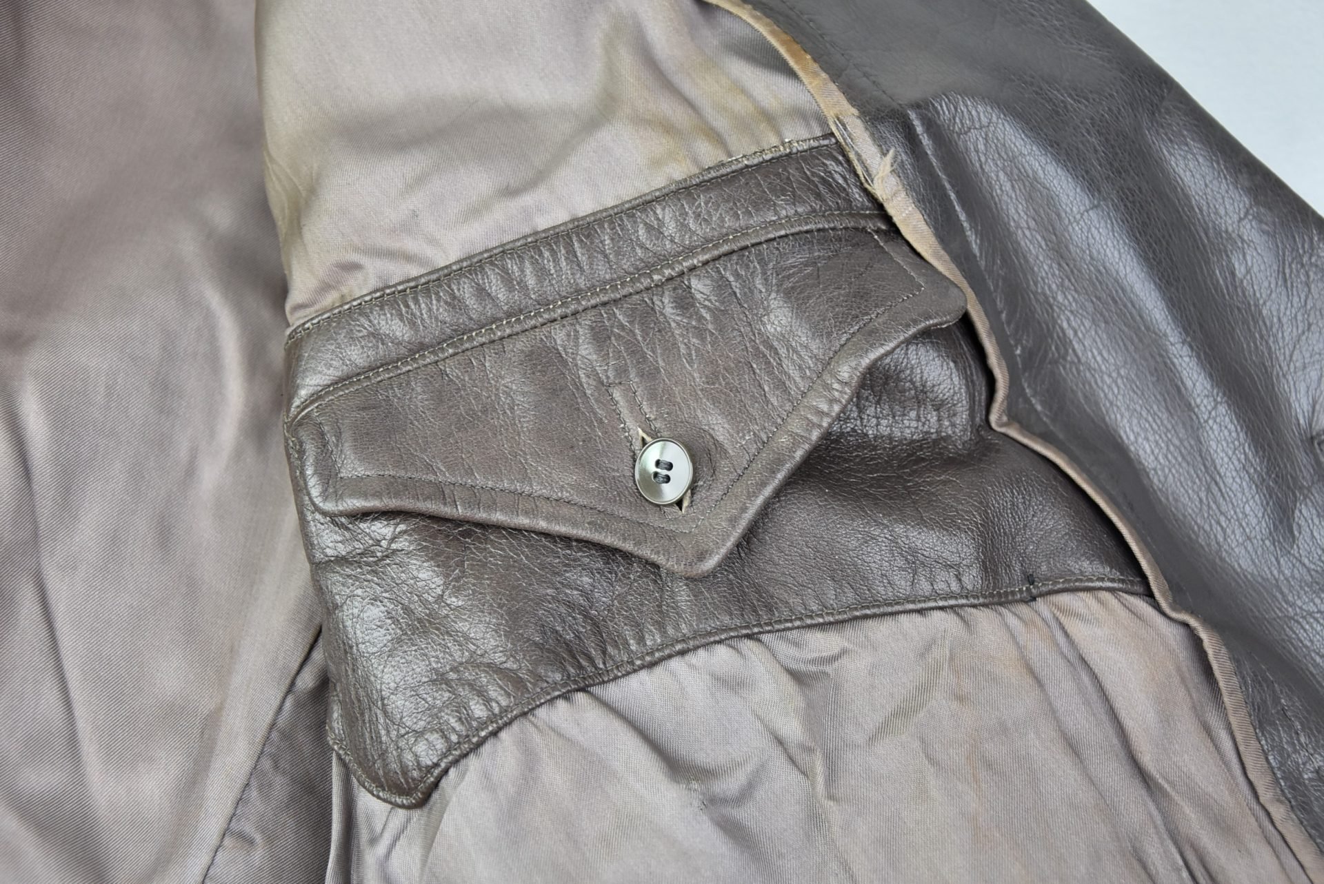 Wehrmacht/SS leather officer coat — image 16