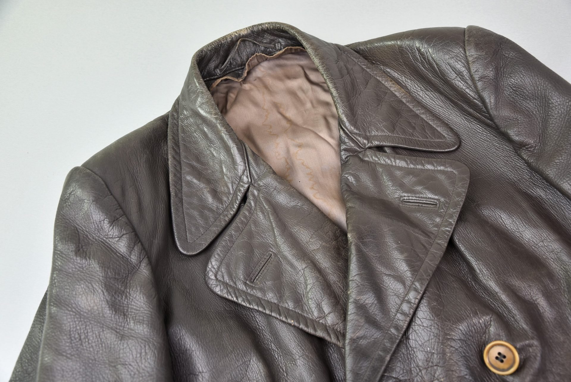 Wehrmacht/SS leather officer coat — image 2