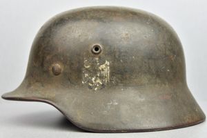 M40 army (Heer) single decal steel helmet EF64