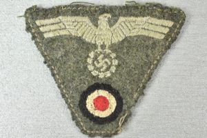 M43 cap trapezoid insignia 'French Made'