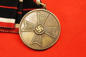The War Merit Medal (German: Kriegsverdienstmedaille) 1939