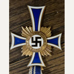 WW2 German Mother Cross 3rd class in bronze no3