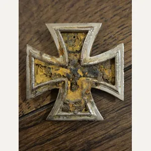 WW2 German Iron Cross 1st class in relic condition