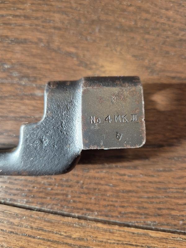 WW2 LEE ENFIELD SPIKE BAYONET NO 4 MK no3 2, CANADIAN PRODUCTION!!! — image 2