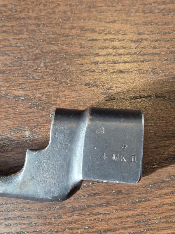 WW2 LEE ENFIELD SPIKE BAYONET NO 4 MK 2, CANADIAN PRODUCTION!!! — image 2