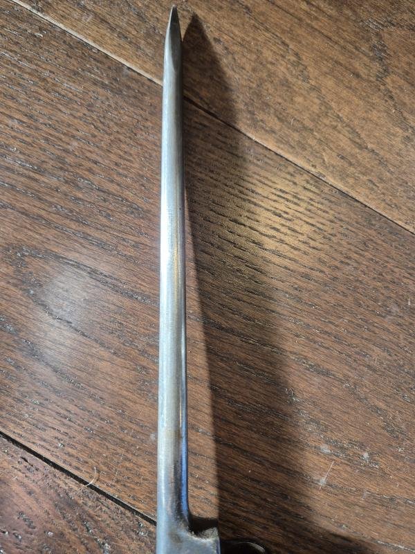 WW2 LEE ENFIELD SPIKE BAYONET NO 4 MK 2, CANADIAN PRODUCTION!!! — image 3