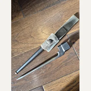 WW2 LEE ENFIELD SPIKE BAYONET NO 4 MK 2, CANADIAN …