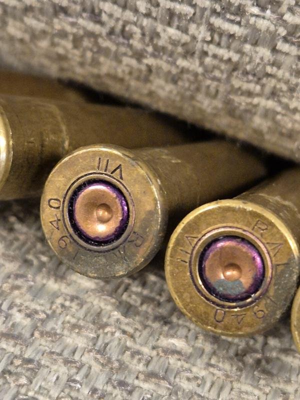 1940 dated Lee Enfield 5 rounds in the clip — image 4