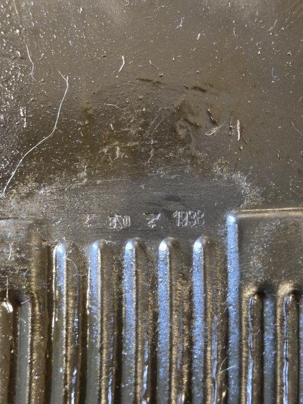 WW2 GERMAN ARMY MG13 BOX WITH 8 MAGAZINES IN VGC — image 5