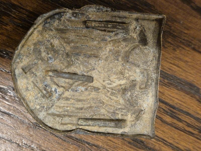 WW2 German Wehrmacht DAK pith helmet badge — image 2