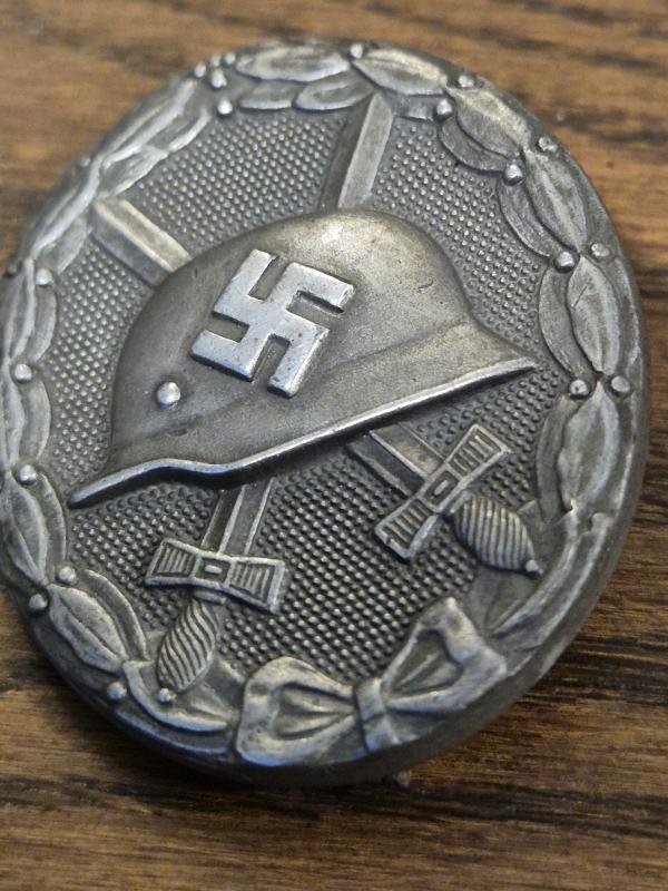 WW2 GERMAN SILVER WOUND BADGE MAKER COFE 30 FOR HAUPTMUNZAMT WIEN — image 2