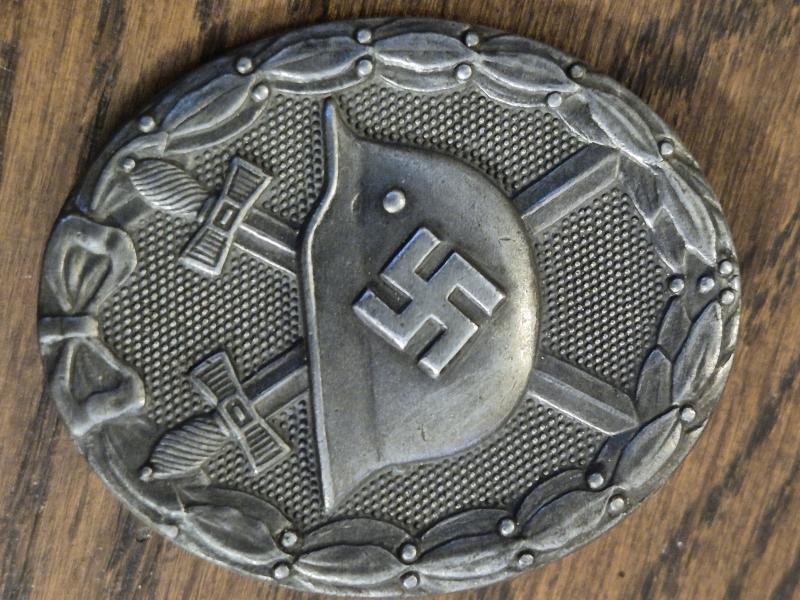 WW2 GERMAN SILVER WOUND BADGE MAKER COFE 30 FOR HAUPTMUNZAMT WIEN — image 3