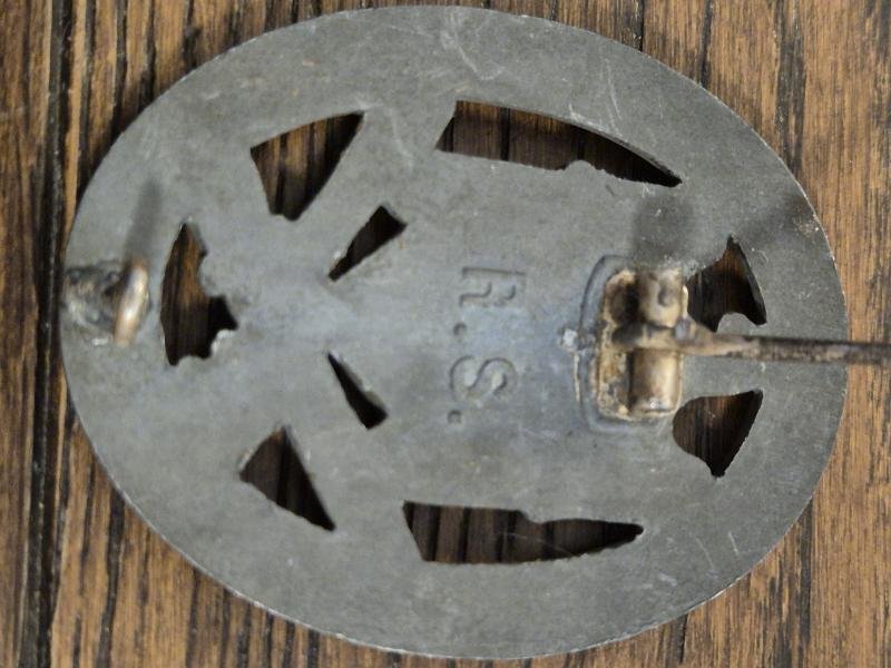 WW2 German General Assault Badge. Maker R.S. for Rudolf Souval. VGC FOR AGE — image 5