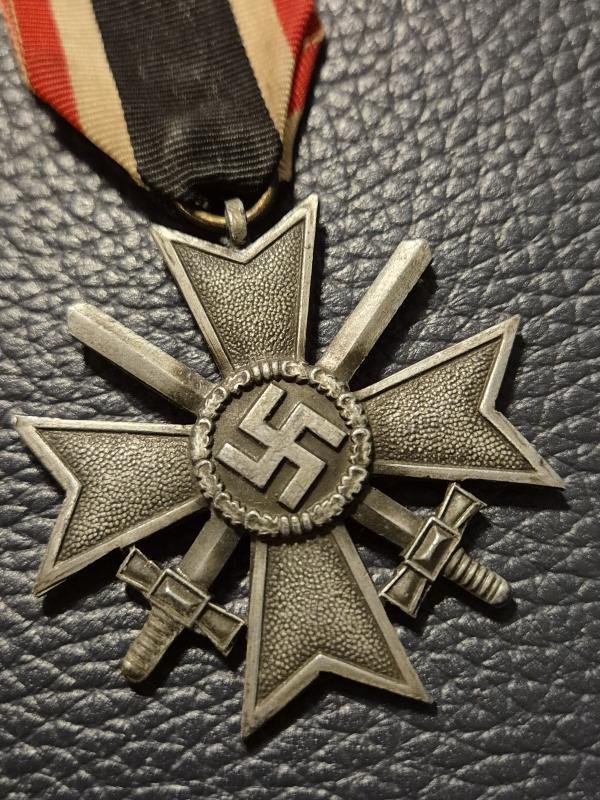 WW2 German Silver Cross with Swords (Kriegsverdienstkreuz mit Schwertern) — image 2