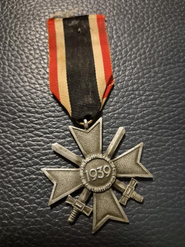 WW2 German Silver Cross with Swords (Kriegsverdienstkreuz mit Schwertern) — image 3