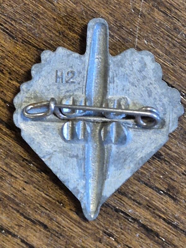 WW2 original German NSDAP (Nazi Party) NSKOV donation badge — image 3