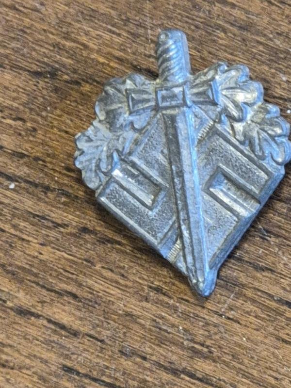 WW2 original German NSDAP (Nazi Party) NSKOV donation badge — image 5