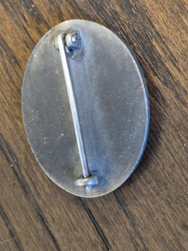 WW2 GERMAN SILVER WOUND BADGE MAKER CODE 65 — image 3