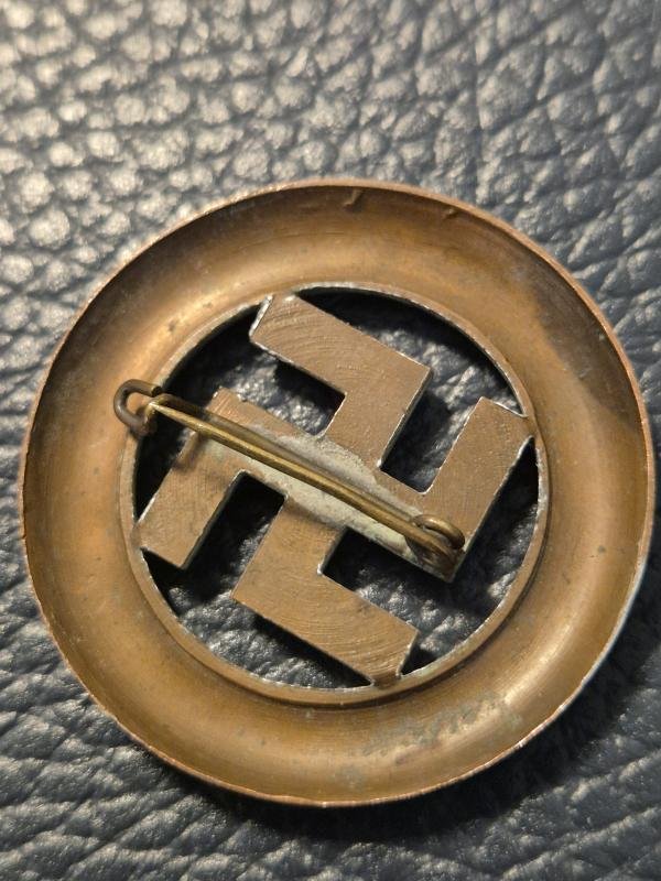 RARE original German NAZI time 1933 Gau München badge — image 4
