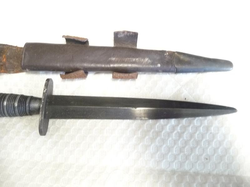 BRITISH WW2 COMMANDO KNIFE - RIBBED & ROPED GRIP — image 10