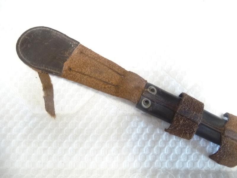 BRITISH WW2 COMMANDO KNIFE - RIBBED & ROPED GRIP — image 8