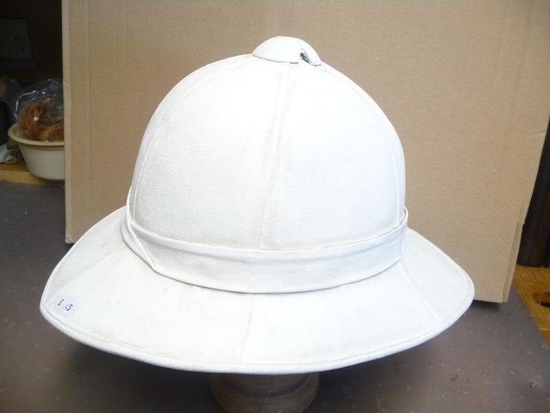 WW2 /1950'S BRITISH ROYAL MARINES PITH HELMET — image 2