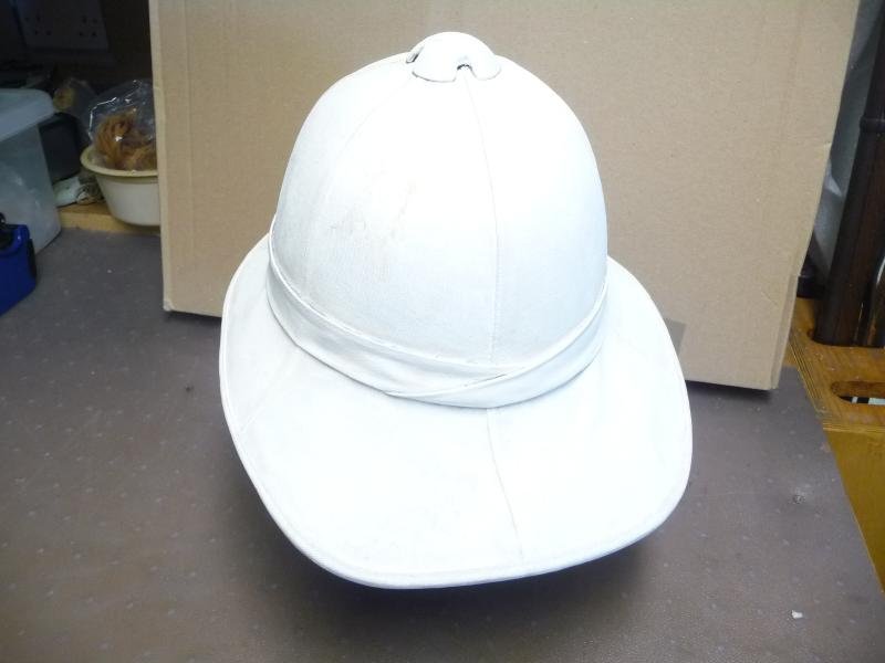 WW2 /1950'S BRITISH ROYAL MARINES PITH HELMET — image 3