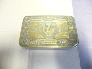 BRITISH WW1 PRINCESS MARY TIN