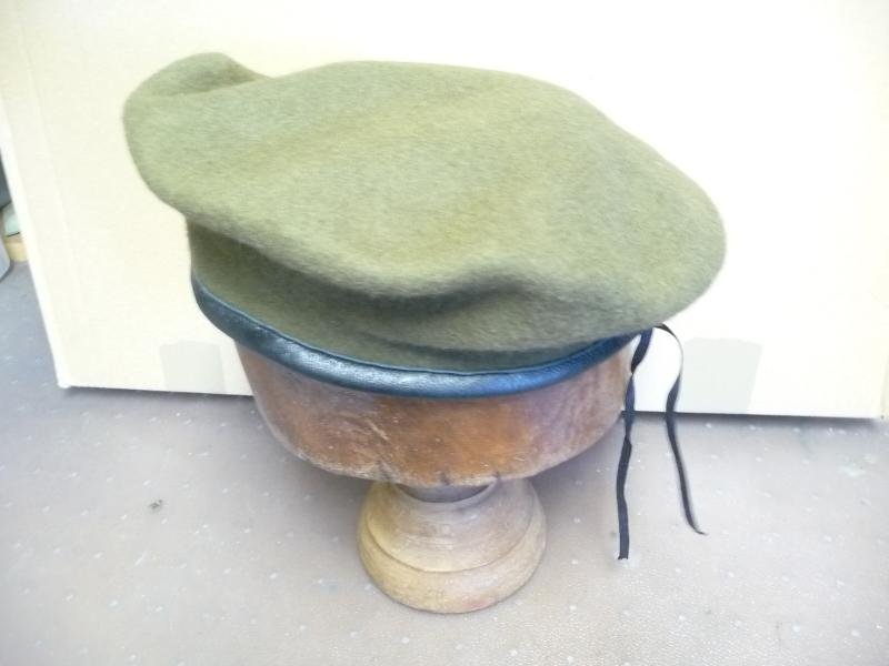 BRITISH GRENADIER GUARDS BERET — image 3